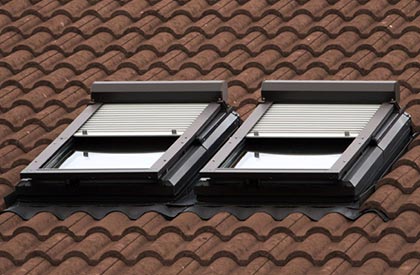 Roto Dachfenster mit Rollladen